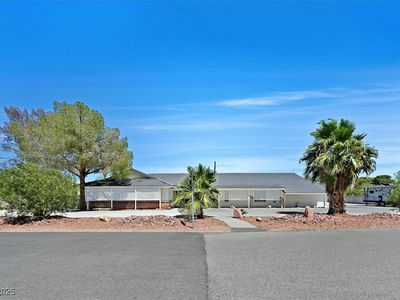 6384 W Desert Inn Rd