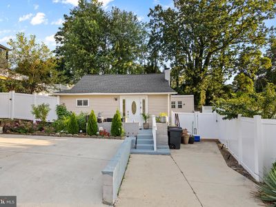 1 Saint Charles Pl