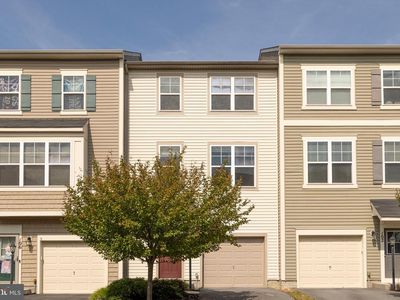 104 Pintangle Ct