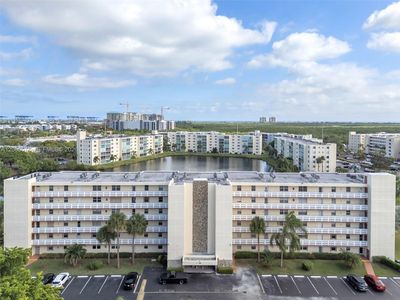 141 SE 3rd Ave APT 101