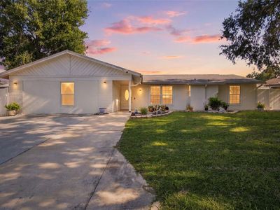 Property at 1325 OAKCREST DRIVE, Brandon, FL