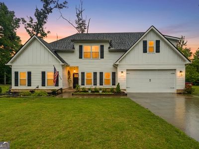 221 Diamond Pl