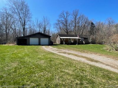 5447 Rensselear Dr