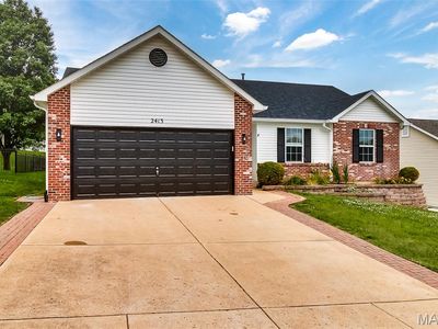 2413 Rosswood Ln