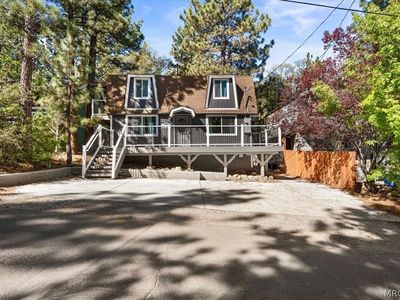 800 Cedar Ln