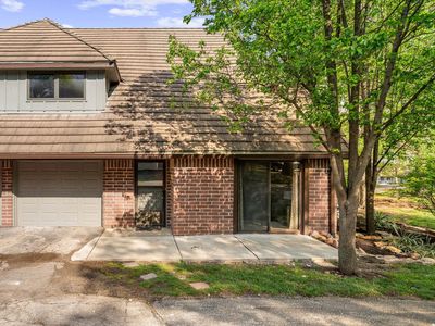 2620 W 24th Ter