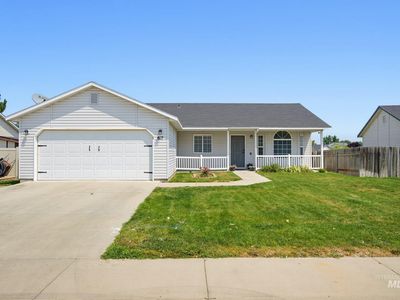 817 Settlers Dr