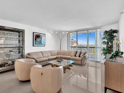 3530 Mystic Pointe Dr APT 2502