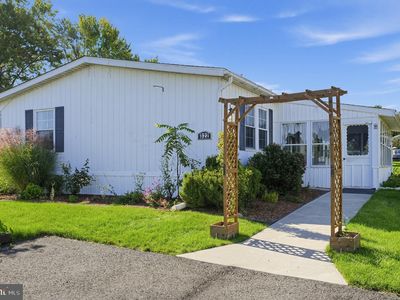 322 Running Brook Rd