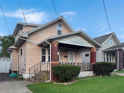 3211 Elmwood Ave