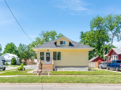1324 W 6th St
