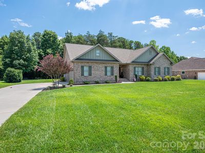 2474 Gateway Ln