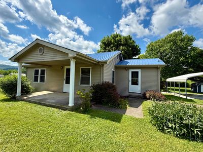 Property at 276 Evergreen Rd, Flat Lick, KY