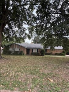 1260 Devonshire Pl