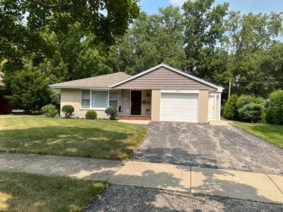 255 Riverside Dr