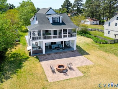 3544 Grandview Dr