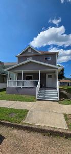 1704 Center Street