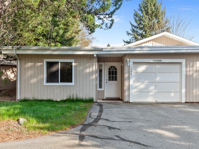 1309 Metaline Ln