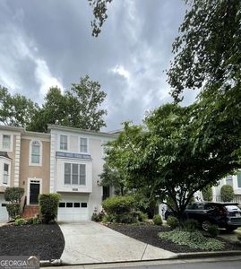 3901 Meeting St