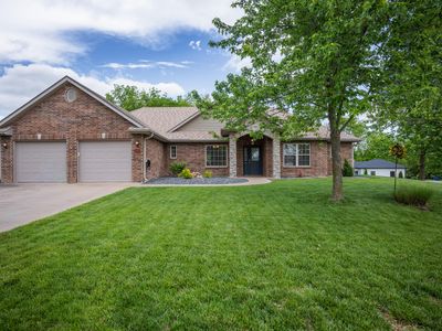 511 Redwing Dr