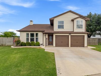 8800 Crestbrook Dr