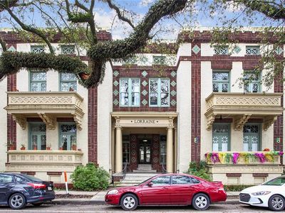 8000 Saint Charles Ave #L