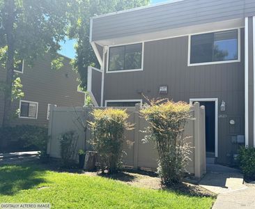 2123 W Steele Lane