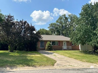 304 W 17th St