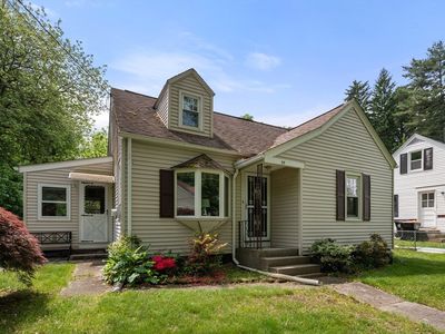 35 Queen Cir