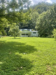 120 Paradise Ln