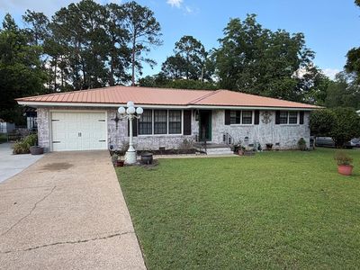 Property at 1506 N Cherokee Ave, Dothan, AL