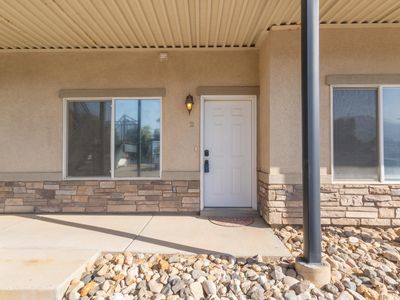 576 W 1045 N UNIT B-2