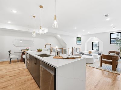 202 Fairview Ave #3