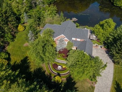 60 Morgan Dr
