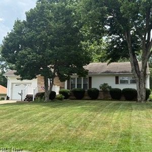 346 Oneida Ave NW