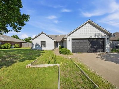 319 Mockingbird Ln