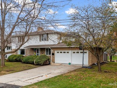 1316 N Millstream Dr