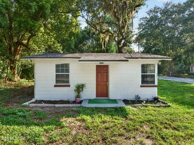 4951 HALLS Drive
