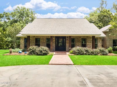 411 Hidden Village Dr