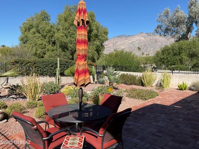 5720 N Calle De La Reina