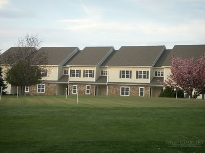 40 Club Villa Drive #512