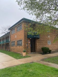 651 South Blvd APT 5