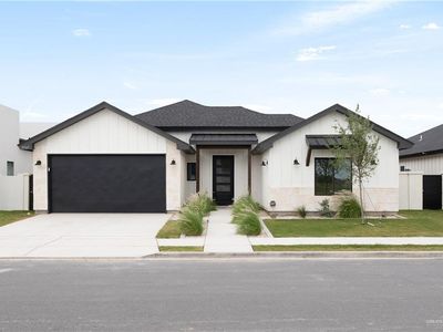 3505 E Noronha Dr