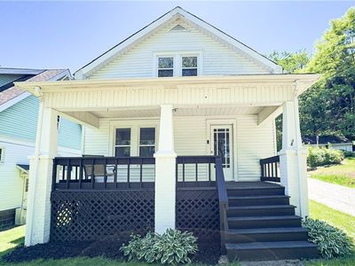 2127 Margaret St