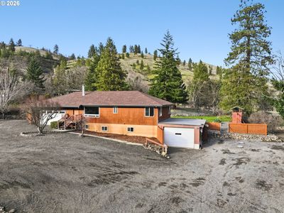 6572 Reservoir Rd