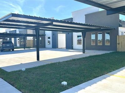 2405-2509 S Hilltop Ave