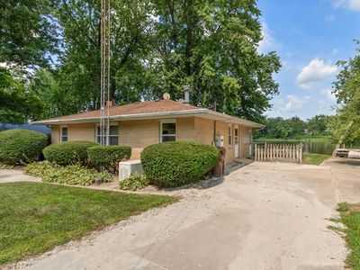 34453 S Davy Ln