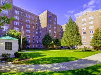 90 BRYANT Avenue #F-3D