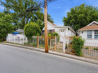 Property at 1202 Harding Park, Bronx, NY