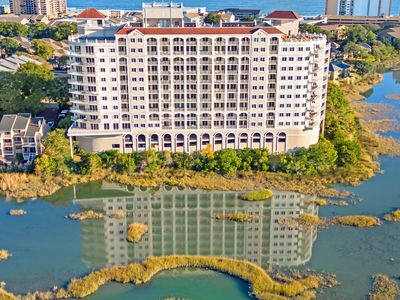 9547 Edgerton Dr. #401